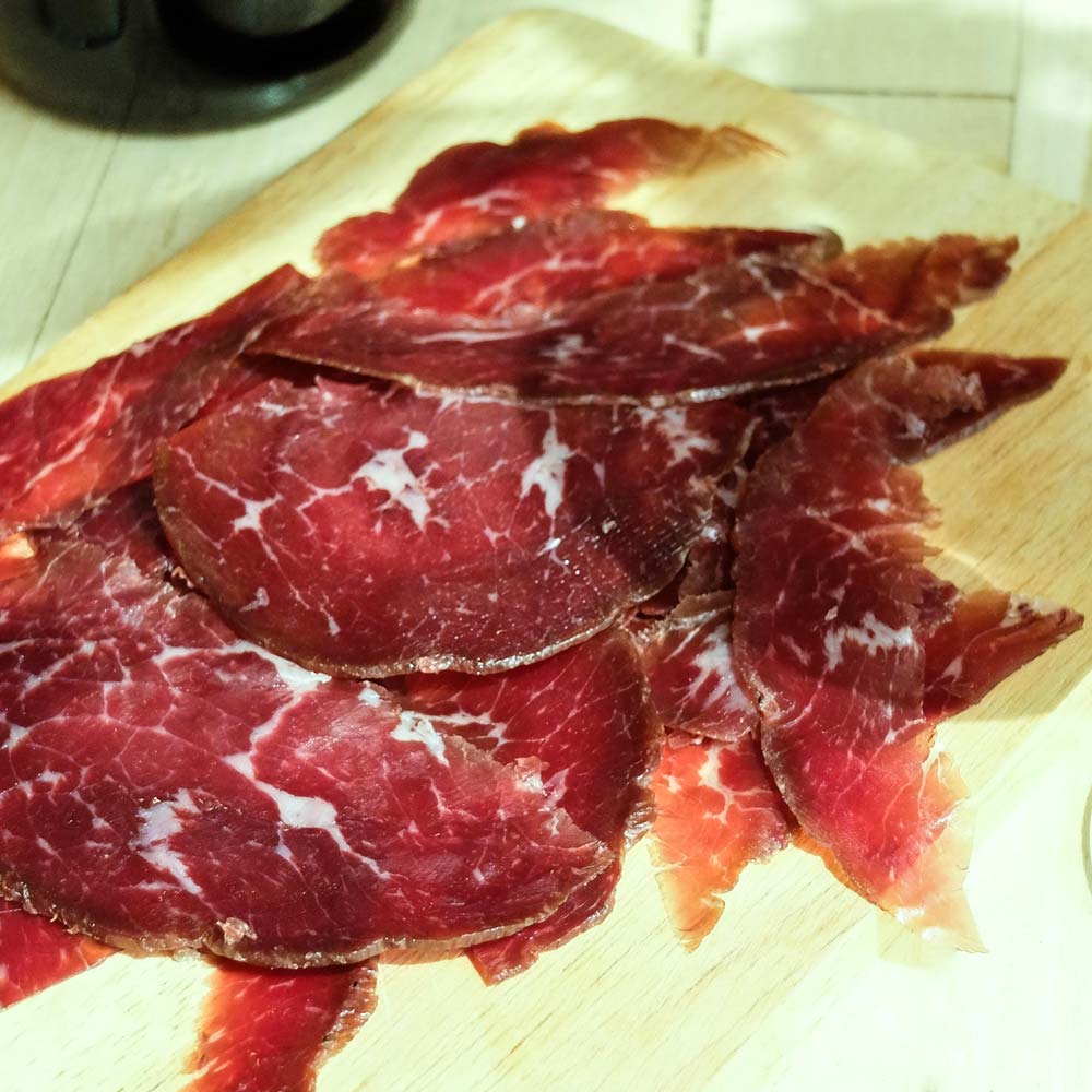 Des Hommes et des Bœufs Brut viande séchée bœuf Angus 800 g entière