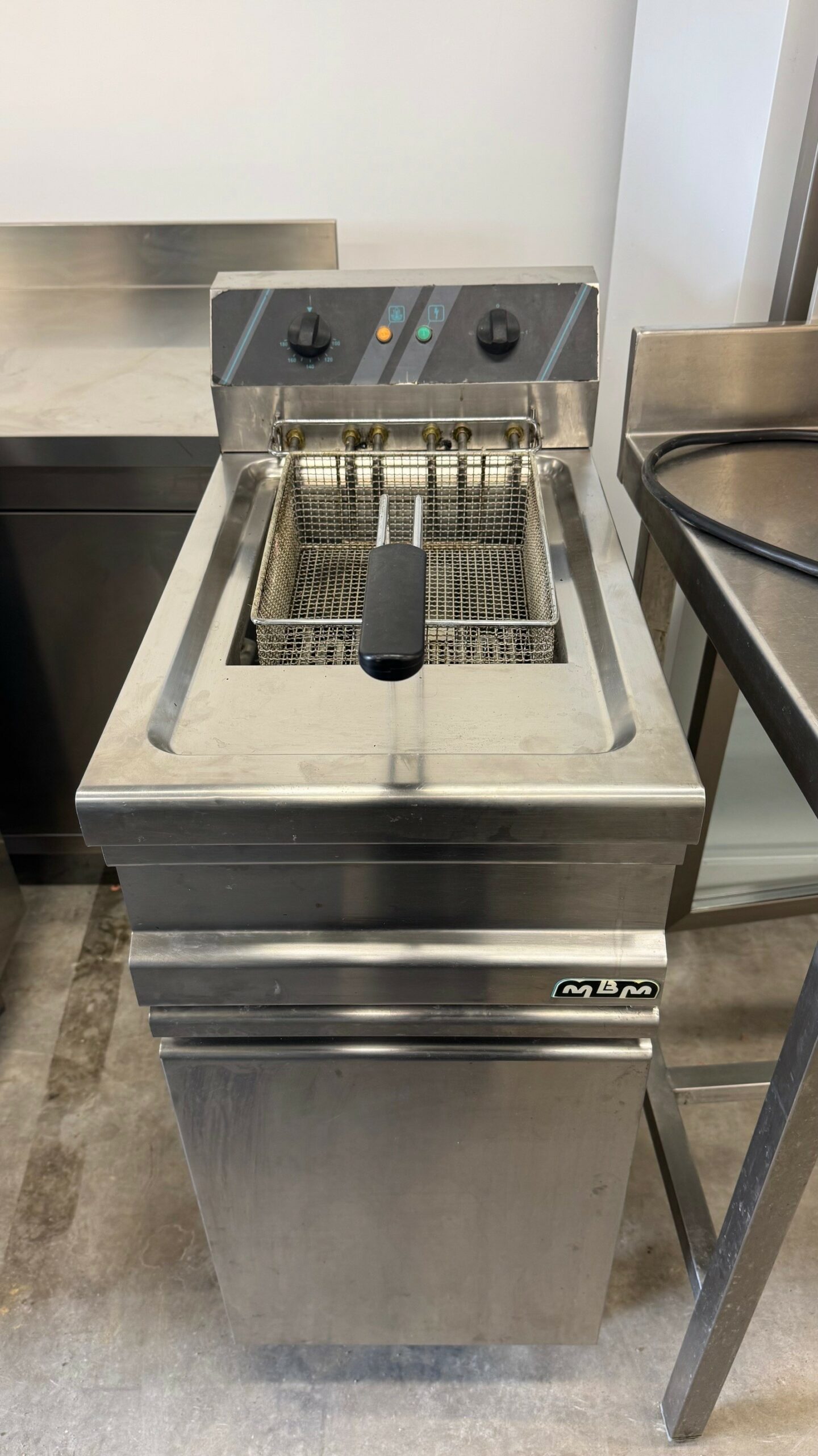 MBM EF12S friteuse électrique 14L 9kW reconditionnée