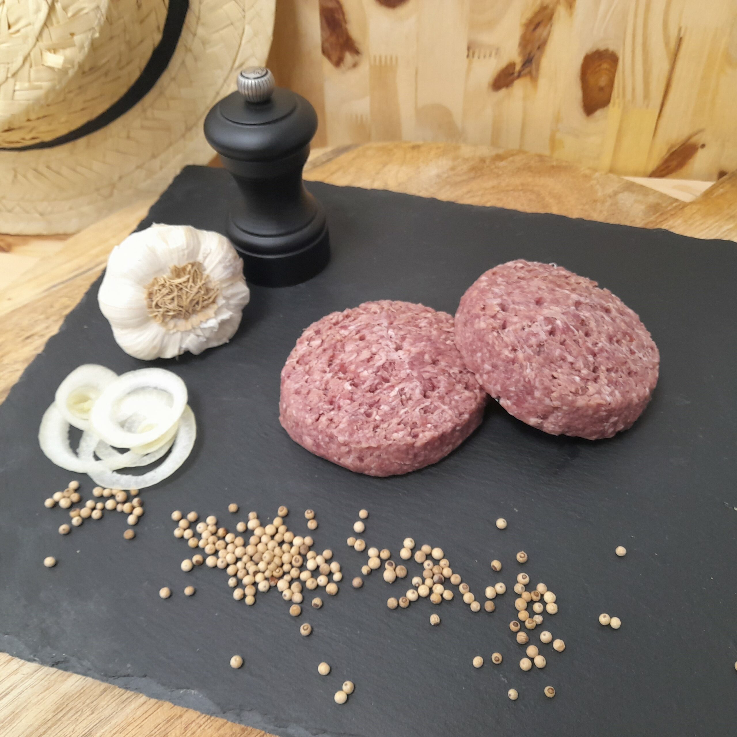 Des Hommes et des Bœufs Colis Bœuf Angus Salers 2,5 kg haché bavette