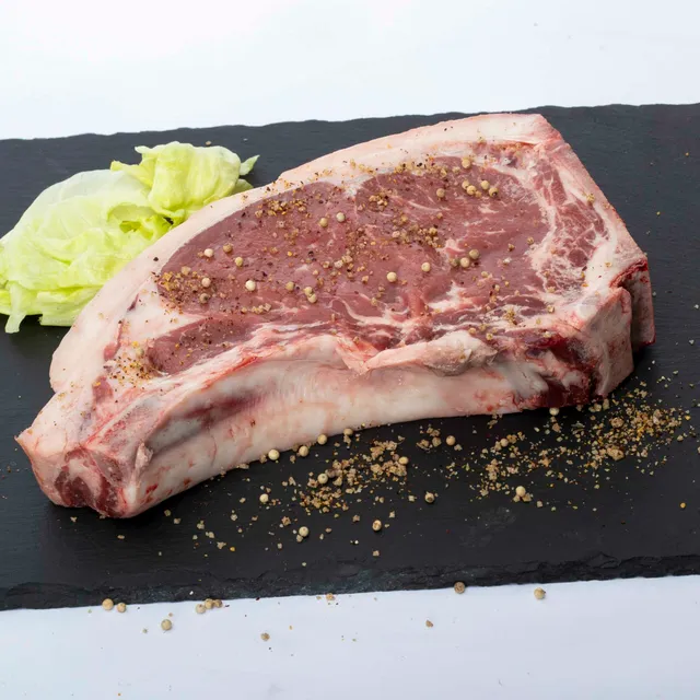 Des Hommes et des Bœufs T-bone Bœuf Salers Angus 1 kg sous vide