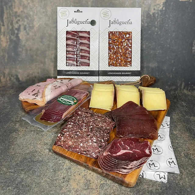 Maison Lascours Plateau Raclette Lover fromage charcuterie