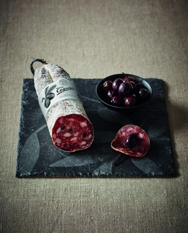Teyssier Les saucissons saveurs Saucisson Olives de Nyons AOP saucisson