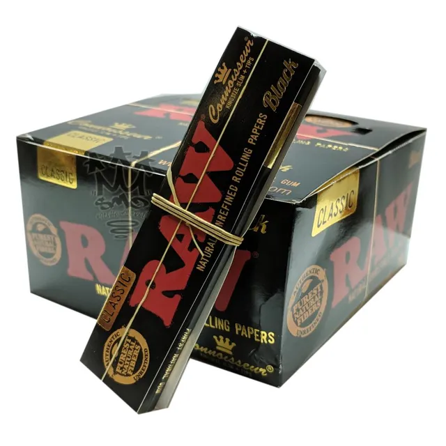 RAW Black King Size Feuilles Extra-Fines + Tips 32
